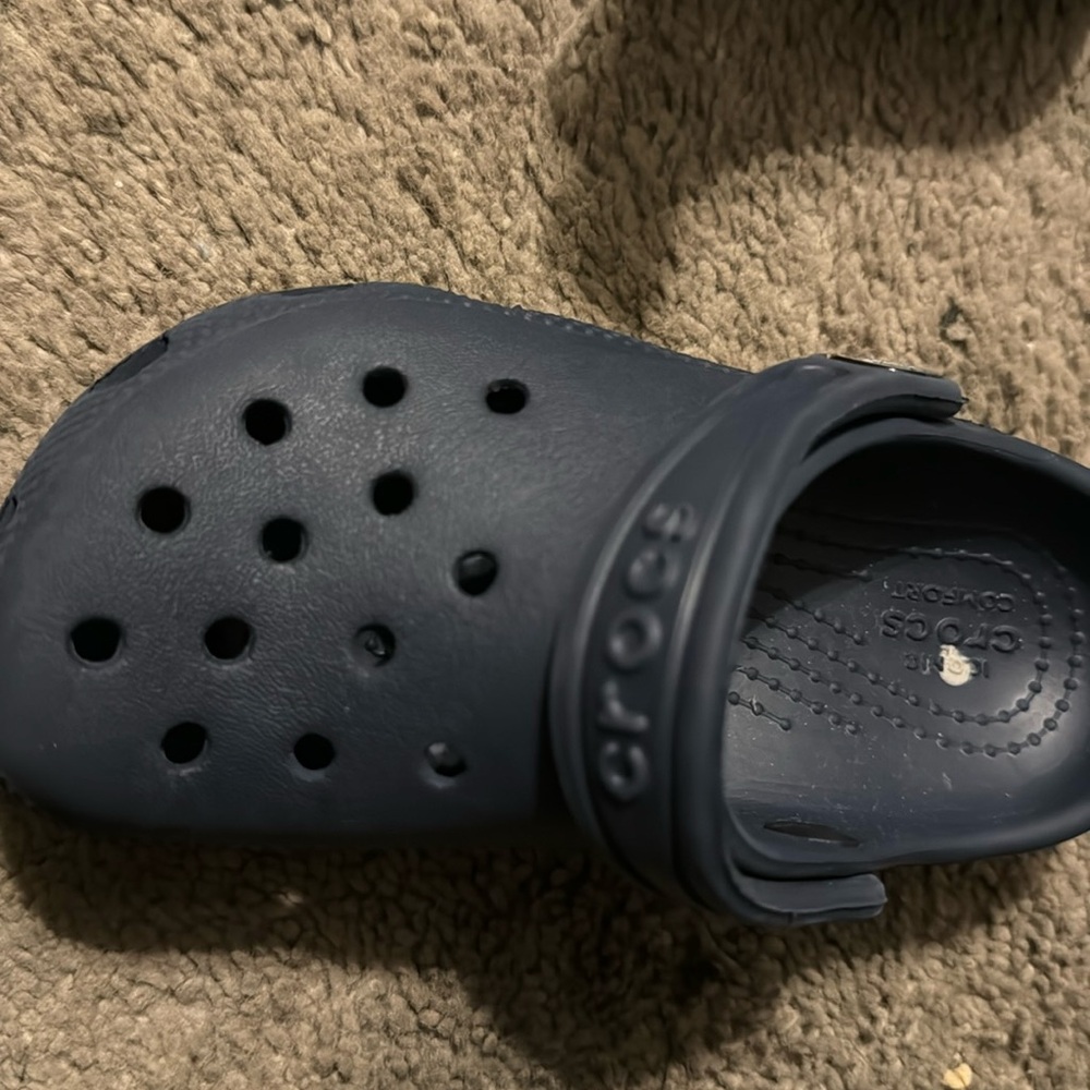 Crocs Unisex C9 Navy Blue